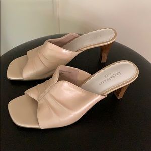 💥Liz Flex Sandals - Size 7.5 Medium